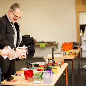 Frühjahrsputz im Büro / Gerd Neuhold, Sonntagsblatt