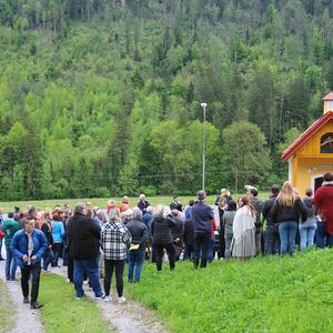 Stimmungsvolle Maiandacht bei der Familie Glawogger