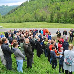 Stimmungsvolle Maiandacht bei der Familie Glawogger