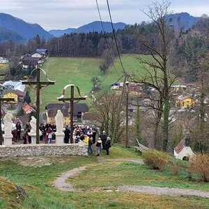 Für unsere Jüngsten ein ganz besonderer Sonntag / Viertler, Wesener & Valentini Für unsere Jüngsten ein ganz besonderer Sonntag