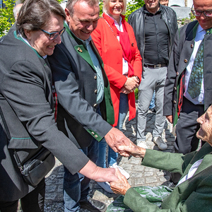Frau Johanna Glettler feierte 100 Jahre / Johannes Pötscher Frau Johanna Glettler feierte 100 Jahre