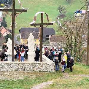 Für unsere Jüngsten ein ganz besonderer Sonntag / Viertler, Wesener & Valentini Für unsere Jüngsten ein ganz besonderer Sonntag