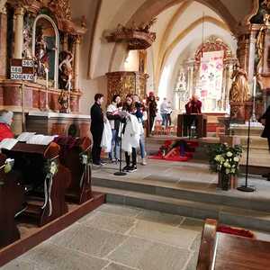Für unsere Jüngsten ein ganz besonderer Sonntag / Viertler, Wesener & Valentini Für unsere Jüngsten ein ganz besonderer Sonntag
