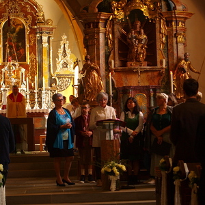 Das Fest der Kreuzerhöhung und Maria 7 Schmerzen waren der Anlass, die neu renovierte Kreuzigungsgruppe des Kalvarienberges von Deutschfeistritz zu segnen.