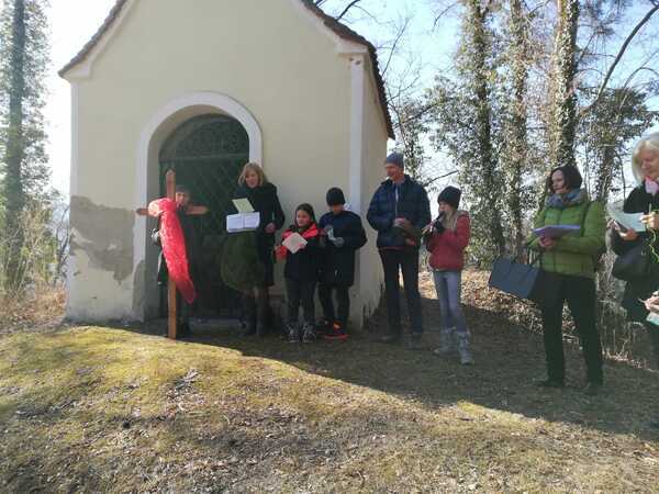 Familienkreuzweg auf den Kirchberg